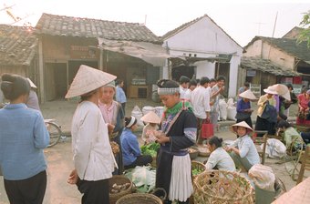 Negotiation, Son La Market