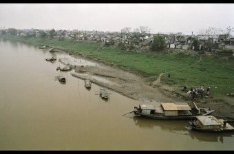 Sông Hồng River